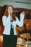 Sandra "Sara Devi" Trebing - Sängerin, Vocalcoach
